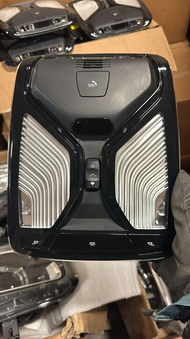 Plafoniera cu gesturi bmw serile G30,31,11,12,01 cu trapa sau fara
In