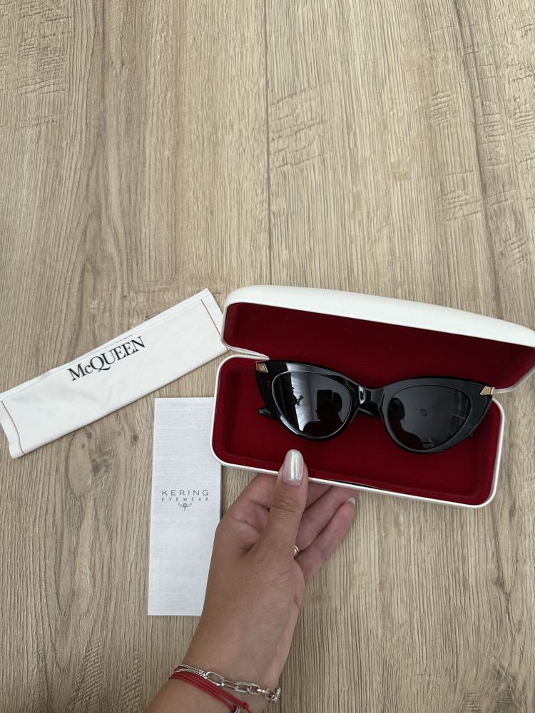 Ochelari de soare dama Alexander McQueen originali