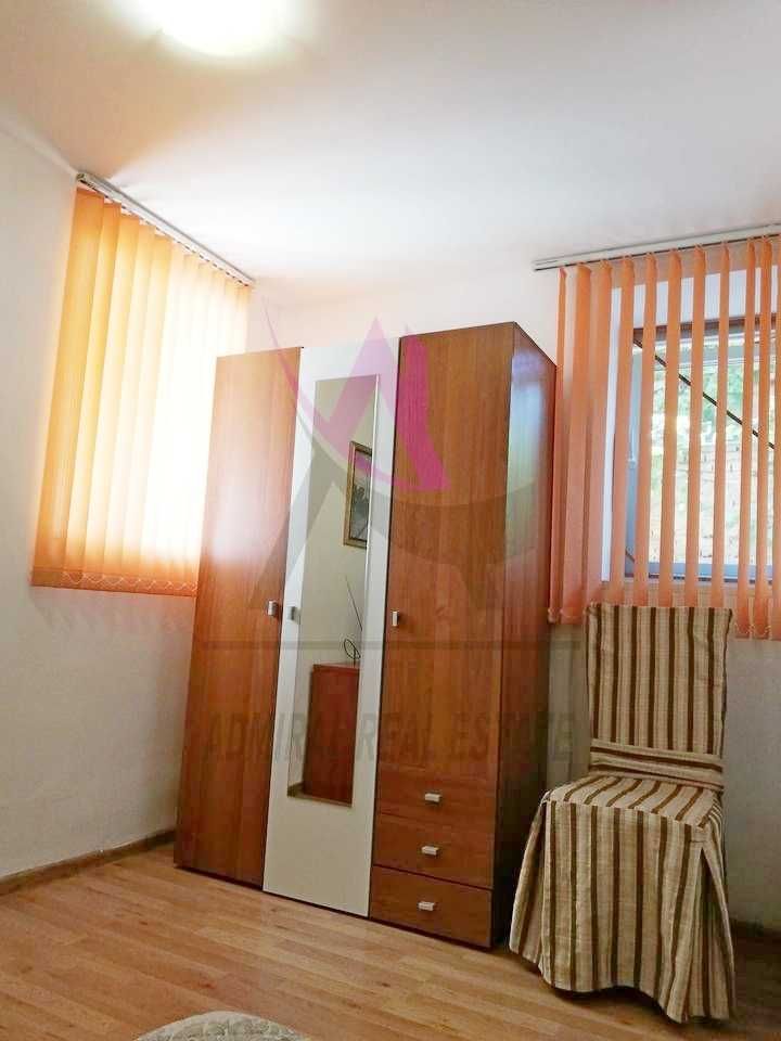 Дава се под наем Етаж от къща в Варна, Червен площад - 55 кв.м за 400 € - Снимка #3