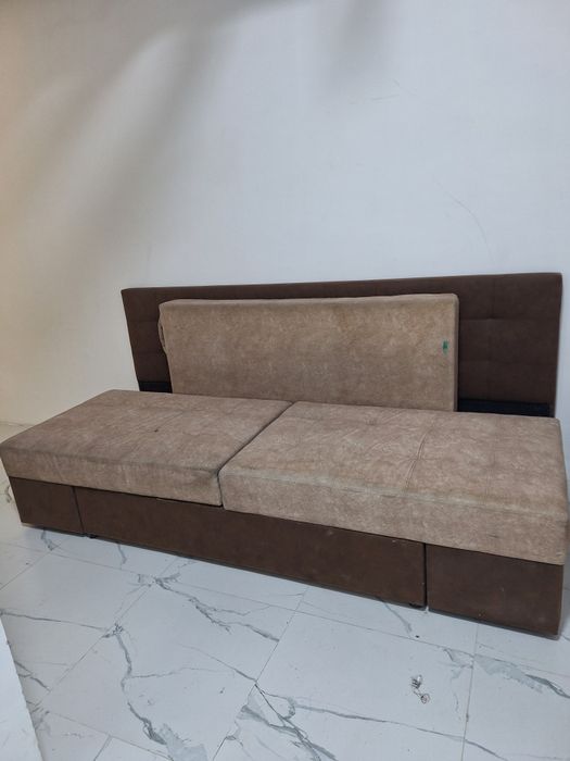 Продам диван в хорошем состоянии