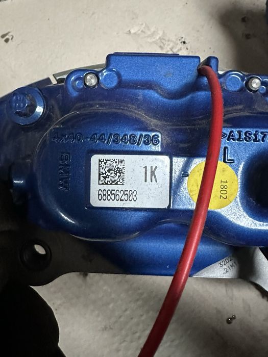 Bmw G20/G21 М пакет апарати и дискове.