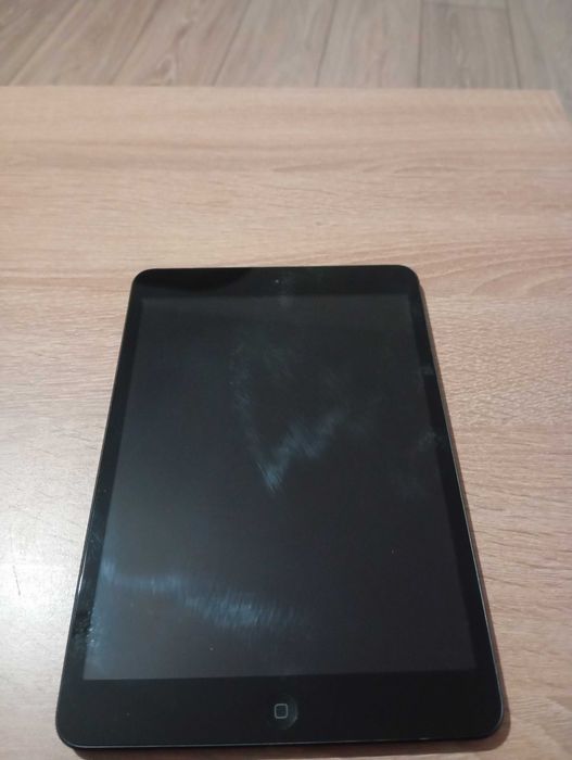 iPad модел -1432 за части