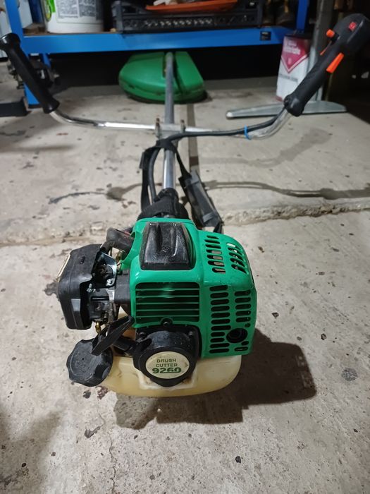 Vând sau schimb Motocoasa brush cutter