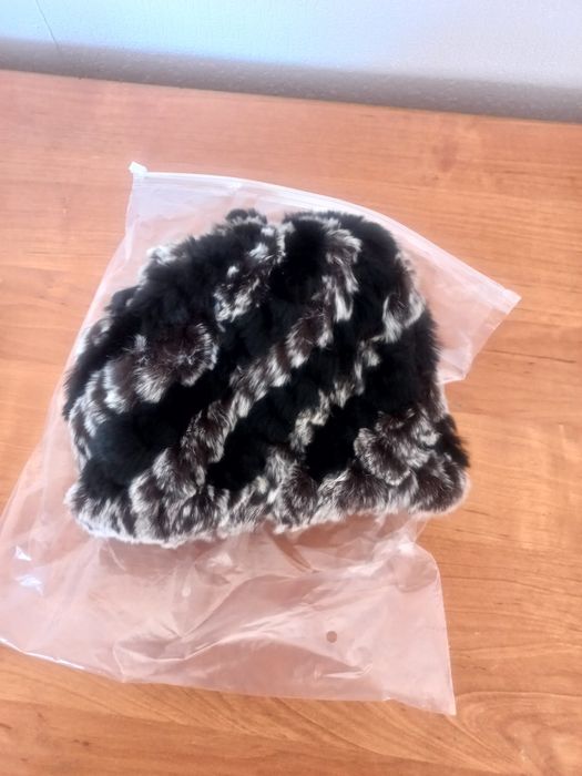 Шапки натуральный кролик универсальный размер