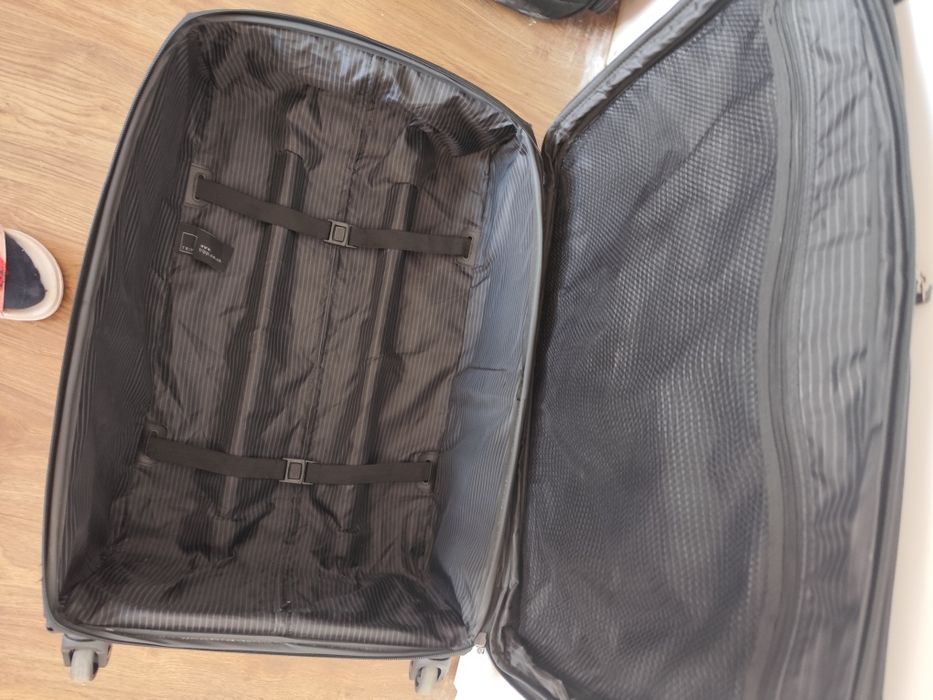 2 куфара в добро състояние