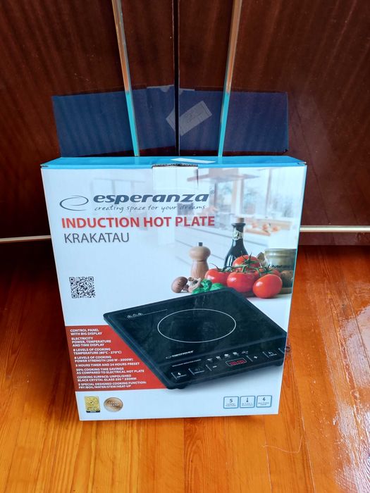 Индукционен котлон