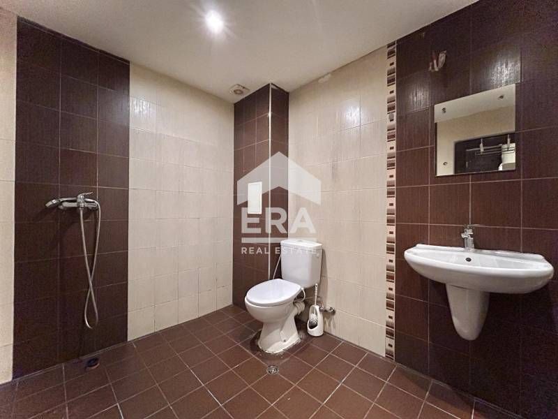 Дава се под наем Офис в София, Център - 125 кв.м за 1100 € - Снимка #7