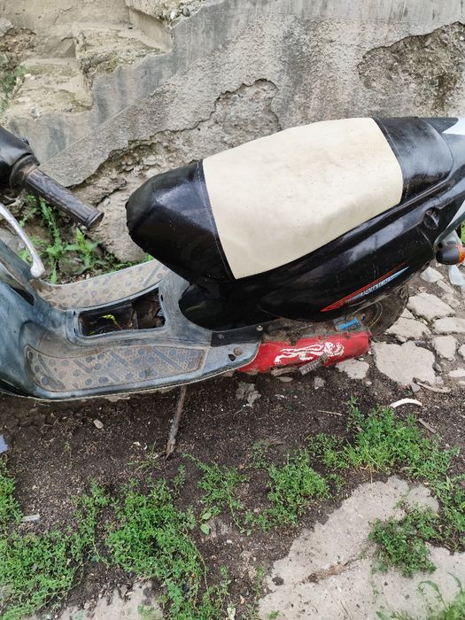 Vind scuter aprilia rally de 80 cc