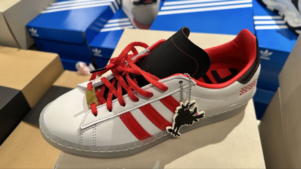 Adidas Campus Howlin Rays originali , noi la cutie ( marime 42 )