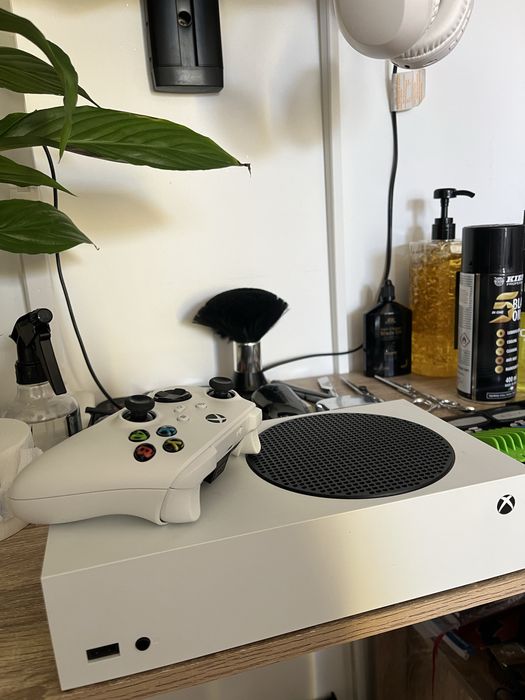 Xbox series S………