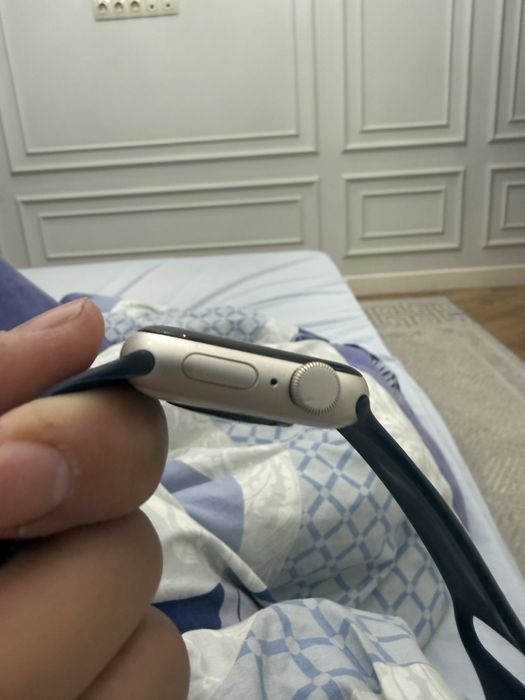 Apple watch SE 2gen AKБ 98%