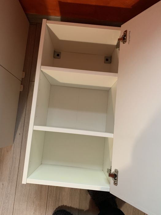 dulapuri bucatarie IKEA ENHET si KNOXHULT