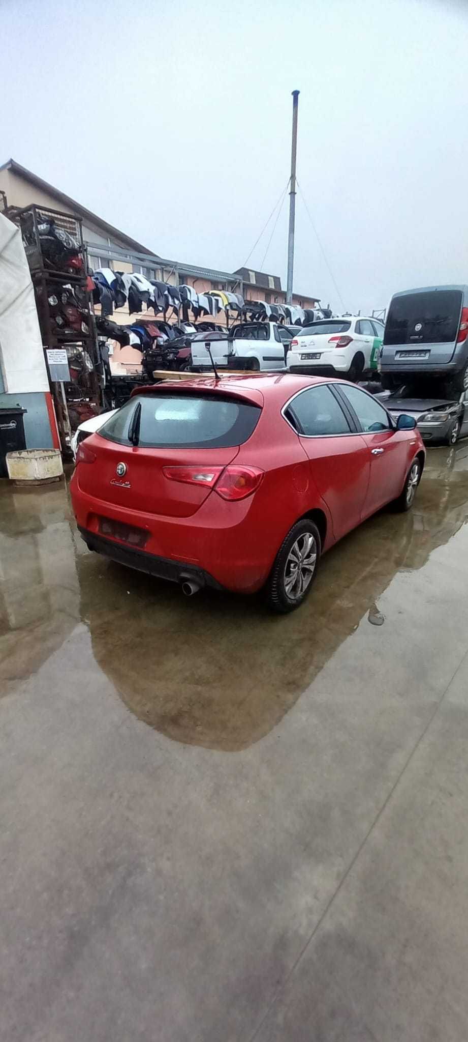 Alfa romeo GIULIETTA 2.0 JTD an 2011 Dezmembrez/Dezmembram