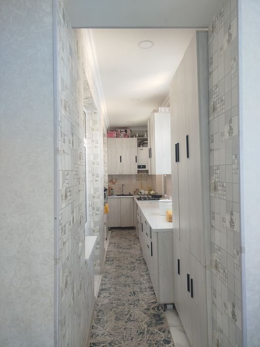 Ипотека ва нахтга сотилади
Amir Temur 37.B-25kv
Supermarket, maktab,