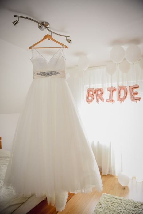 Vând rochie de mireasă