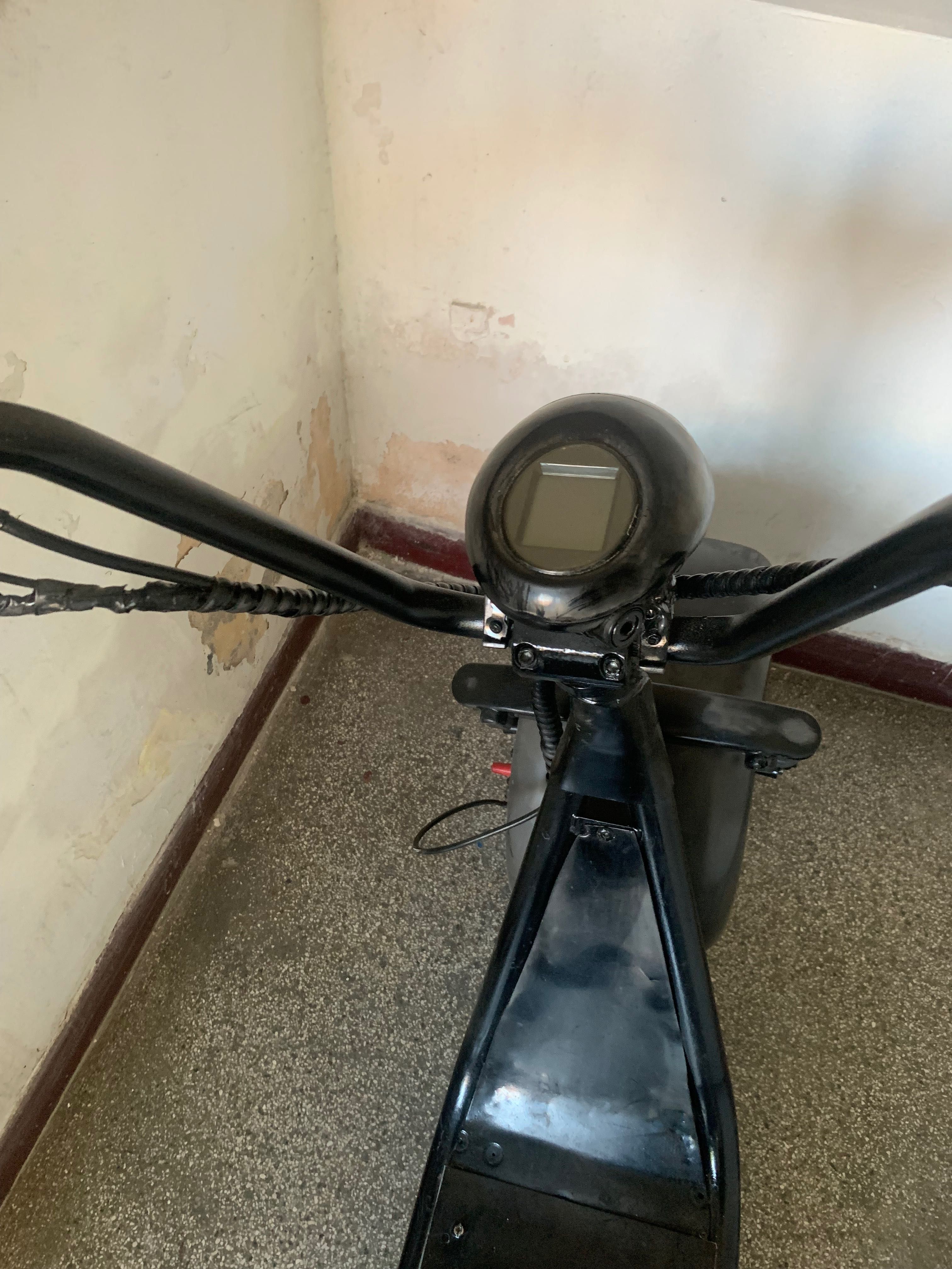 Vând scuter electric
