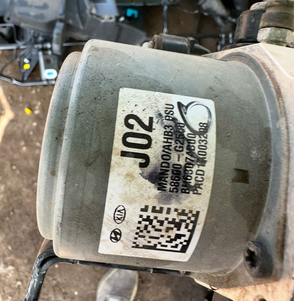 Помпа спирачна Hyundai Ioniq AE 1.6hybrid 77kw ABS Pump 58600-g2500