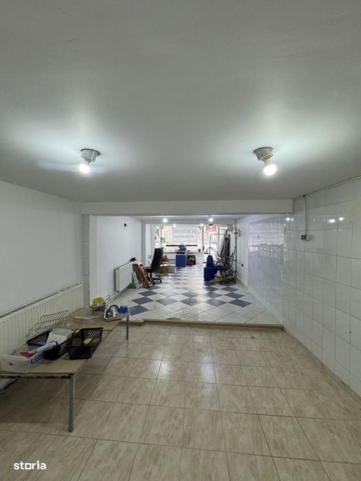 Inchiriez spatiu comercial stradal Eroii Revolutiei S173