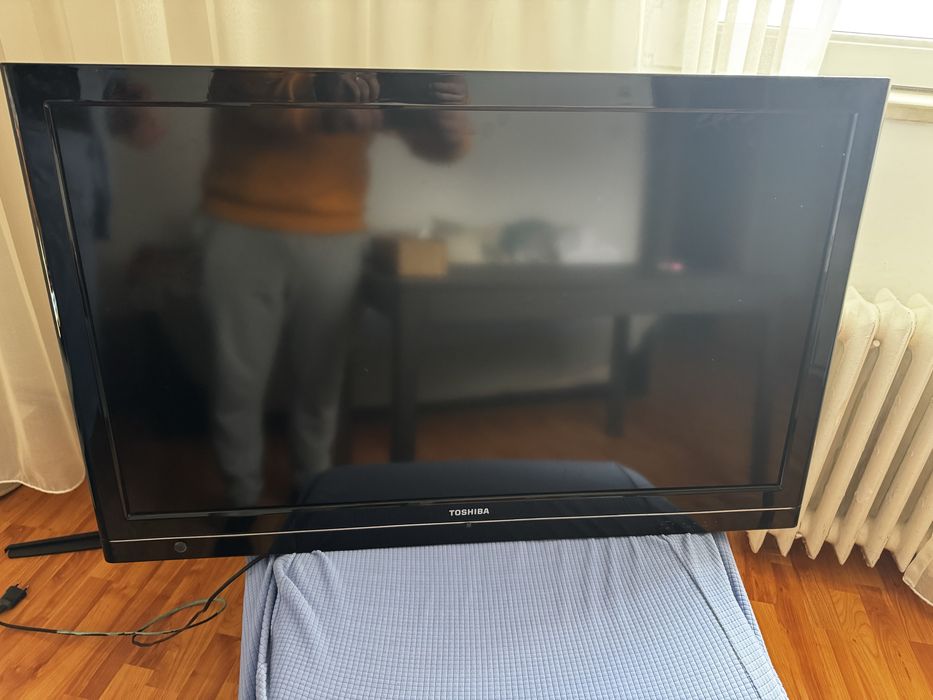 Tv TOSHIBA - TV LCD Full HD 102 cm 40BV700F