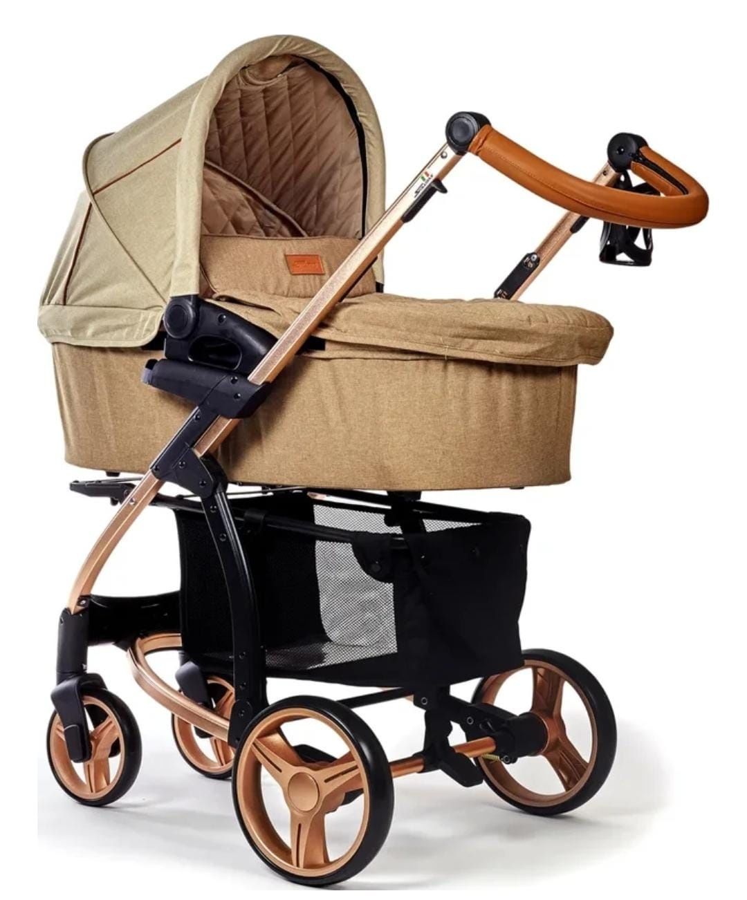 Коляска Skilmax (Скилмакс) , 3.в1, в отл.сост.Пакет вещей  в подарок