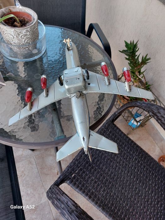 Jucarie veche,  avion ME - 087, China