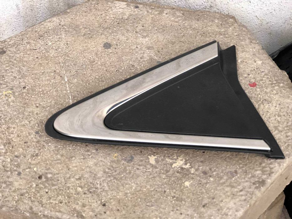 Хром лайсна за mitsubishi eclipse cross 2019