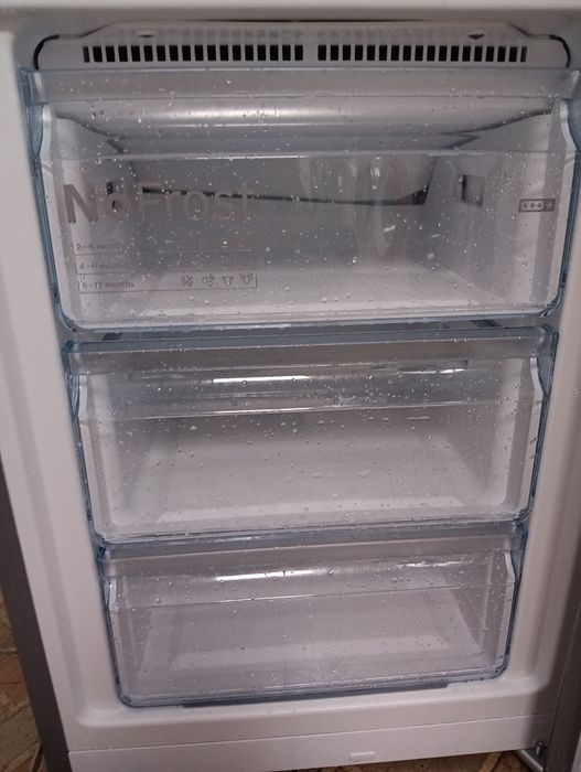 Иноксов комбиниран хладилник с фризер Бош Bosch A+++ 2 години гаранция