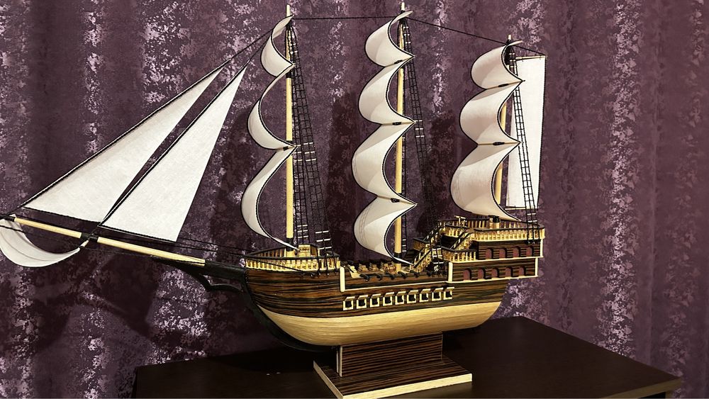 Продам корабль,ручной работы