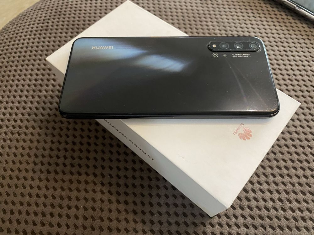 Huawei Nova 5t black 128gb 6ram