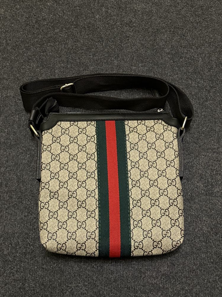 Мъжка Чанта Gucci Web GG