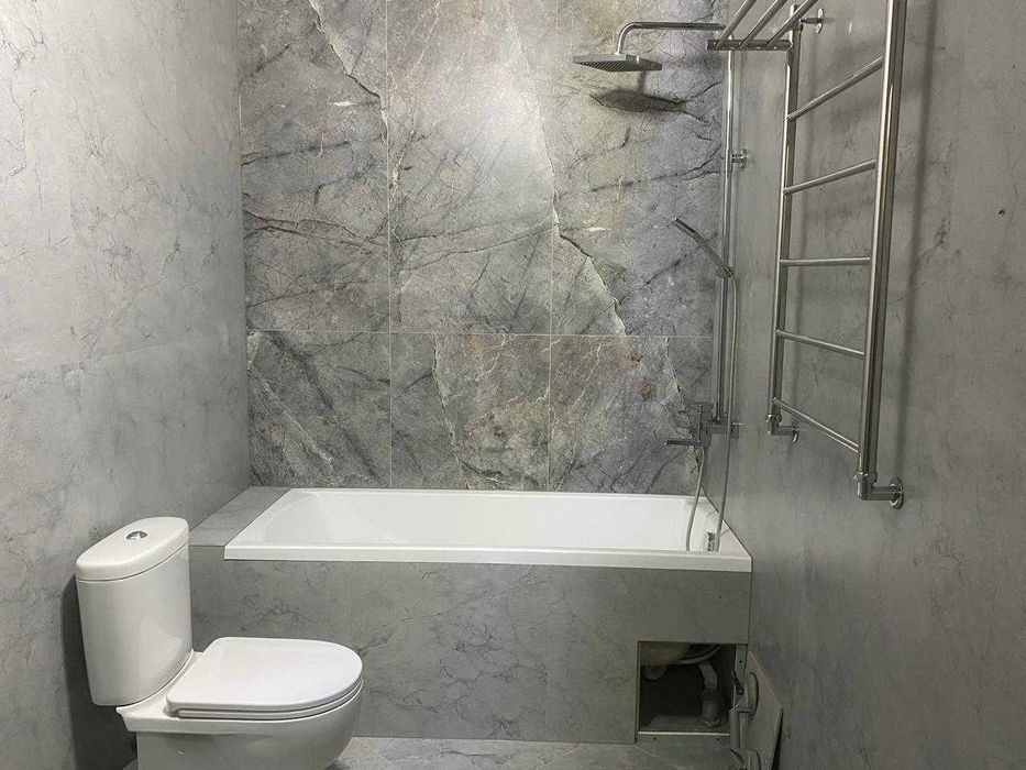 Плиточник , Услуги Плиточника , керамогранит . Укладка ламината .