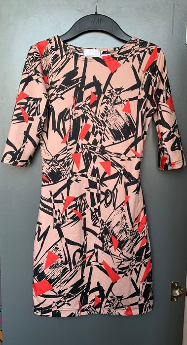 Дамски рокли и гащеризон хс