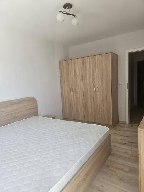 Дава се под наем Двустаен апартамент в Пловдив, Южен - 62 кв.м за 415 € - Снимка #4