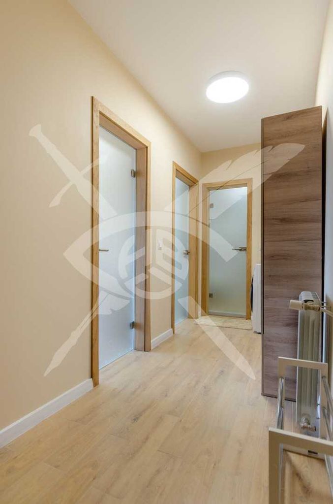 Продава се Двустаен апартамент в София, Надежда 2 - 79 кв.м за 2406 €/кв.м - Снимка #14