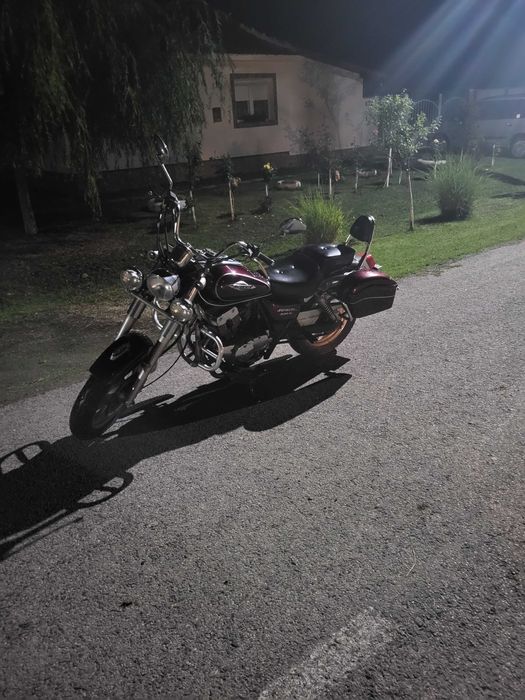Vând sau schimb JinLun de 125 Cc ( Stare perfectă de funcționare)