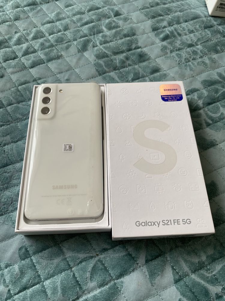 Samsung S21 fe 5G. Новый