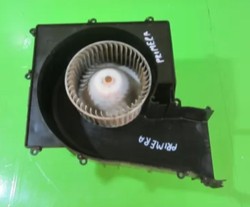 Aeroterma habitaclu Nissan Primera