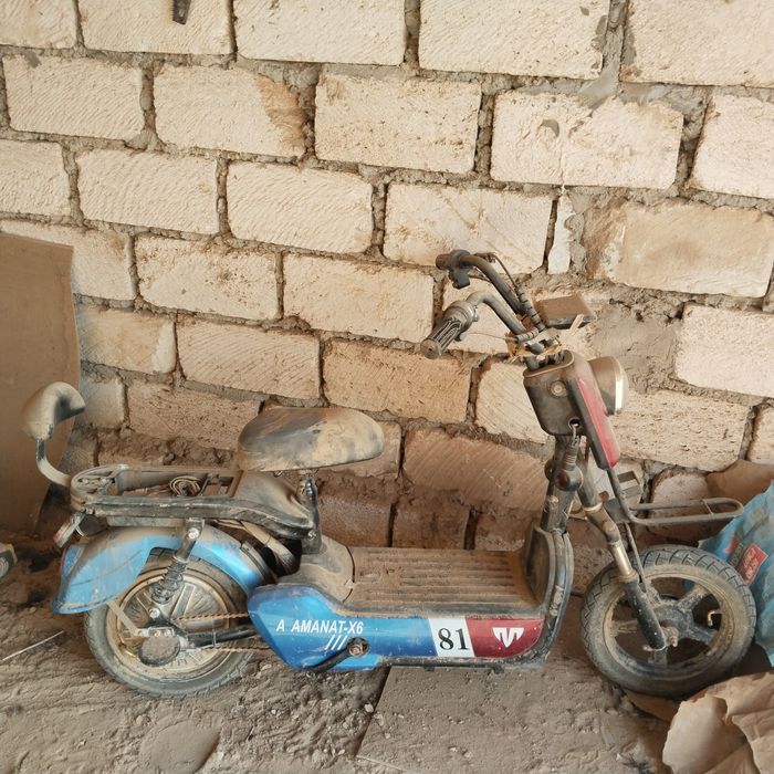 Скутер Аманат х6