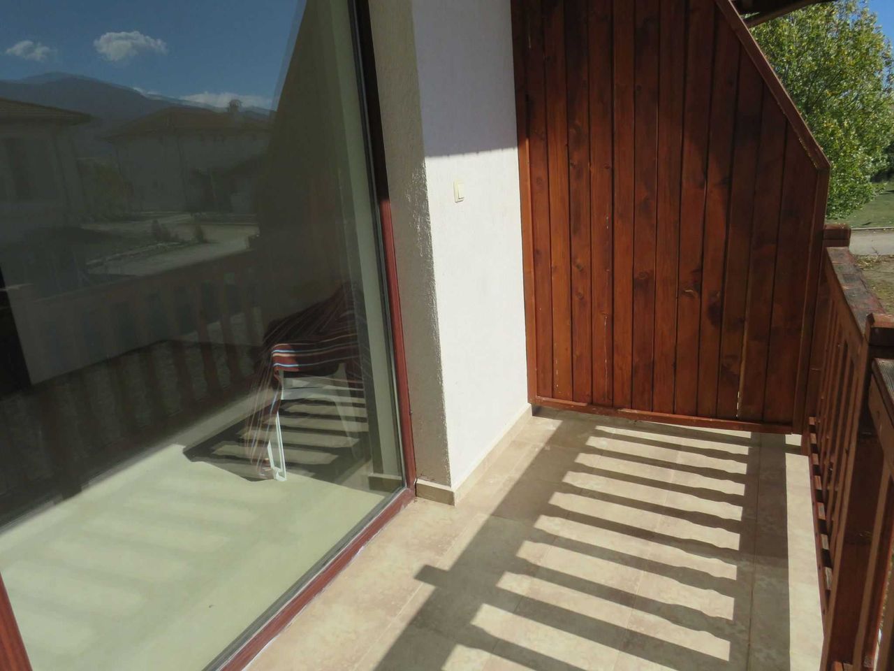 Продава се Едностаен апартамент в Долна баня - 35 кв.м за 686 €/кв.м - Снимка #3