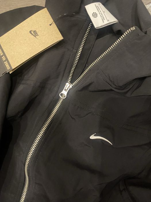 Nike дамско якенце