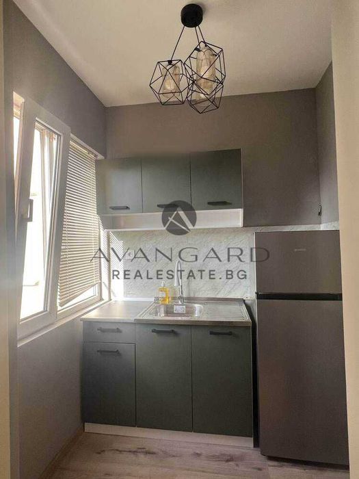 Продава се Едностаен апартамент в Пловдив, Тракия - 36 кв.м за 1806 €/кв.м - Снимка #2