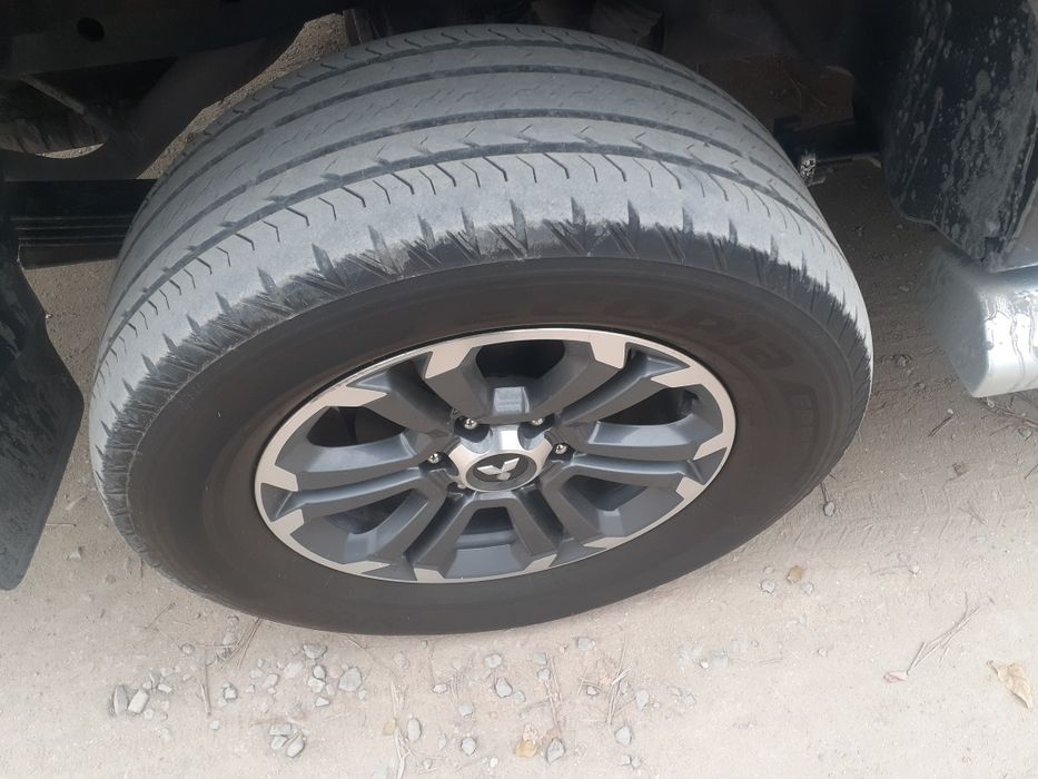 Автошины 4 шт без порезов