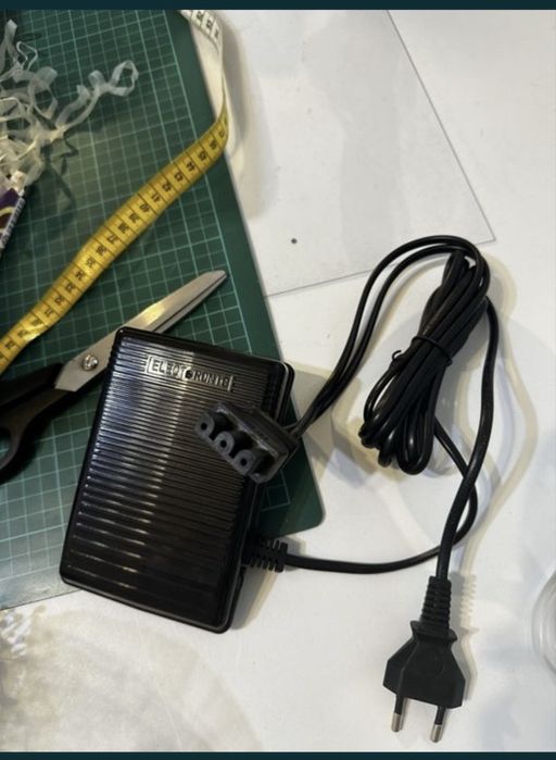 NOU Pedala universala masina cusut casnica 220V brother singer