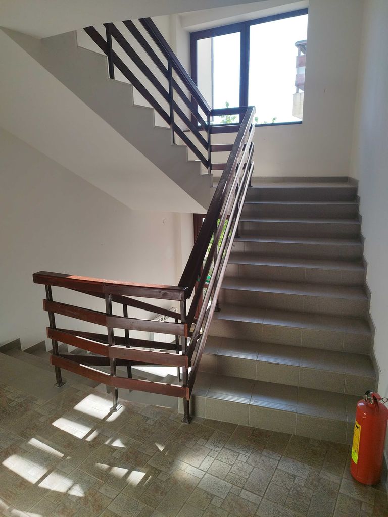 Продава се Тристаен апартамент в София, Левски В - 100 кв.м за 930 €/кв.м - Снимка #13