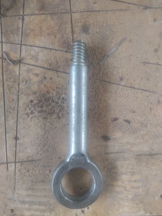 Буксировочный крюк на Шевроле Кобальт