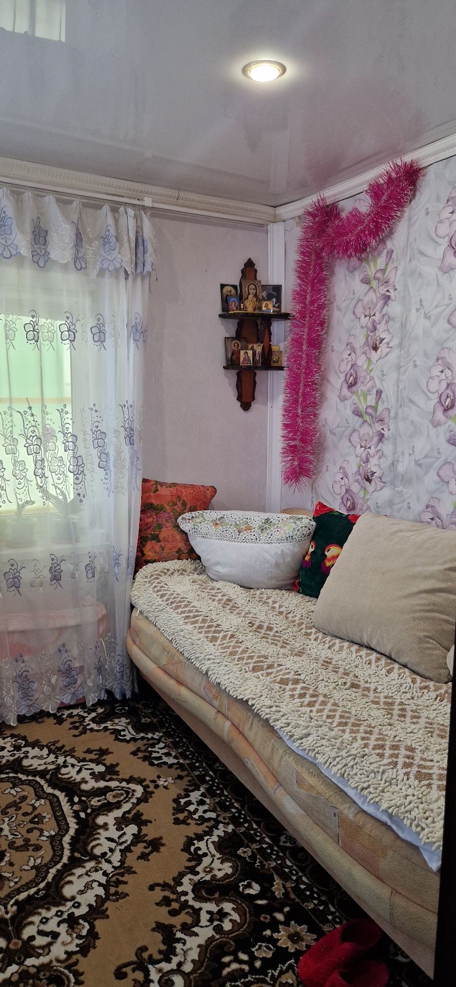 Продам часть дома, р-н.Аквапарк"Нептун"28кв,м.с центральным отоплением