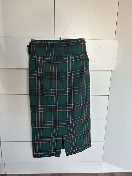 Fusta conica , Zara, marime S