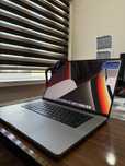 MacBook pro m2 pro 1TB