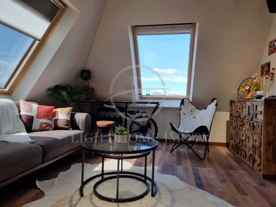 Продава се Тристаен апартамент в Пловдив, Каменица 1 - 120 кв.м за 2742 €/кв.м - Снимка #1