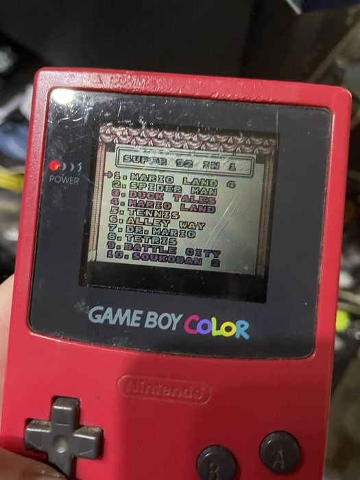 Gameboy color stare perfecta de functionare plus 10 jocuri mario